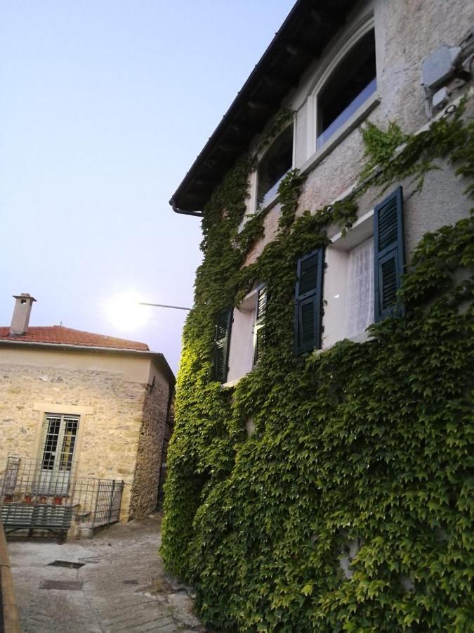 Casale Maria Mafalda Pieve di Teco Buitenkant foto
