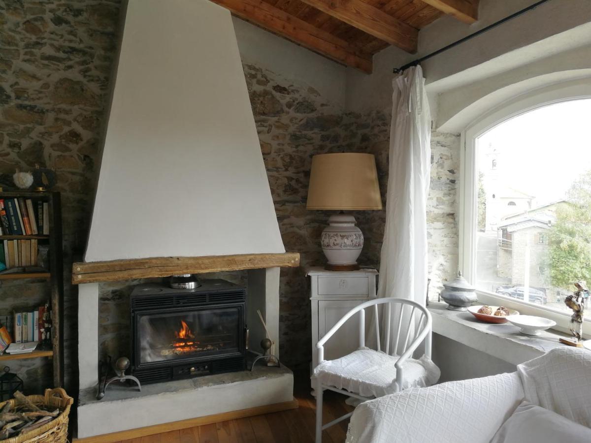 Casale Maria Mafalda Pieve di Teco Buitenkant foto