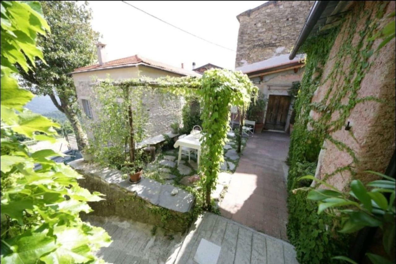 Casale Maria Mafalda Pieve di Teco Buitenkant foto